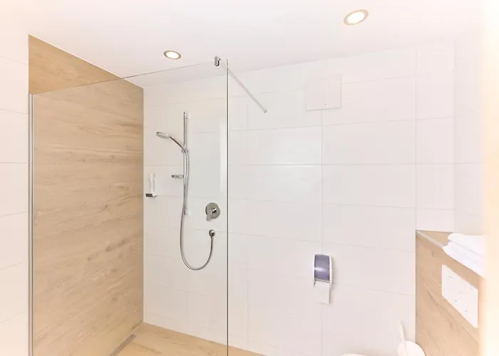 Seestueberl Doppelzimmer Mit Balkon بيت ضيافة Haigermoos